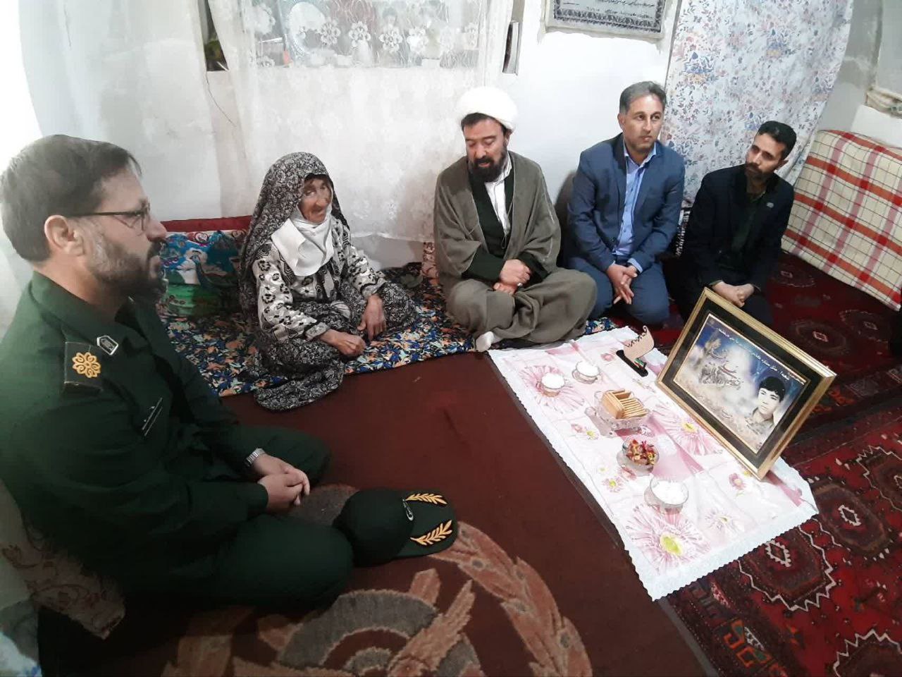 وفات حضرت ام البنین(س)‌و‌تکریم مادران شهدا